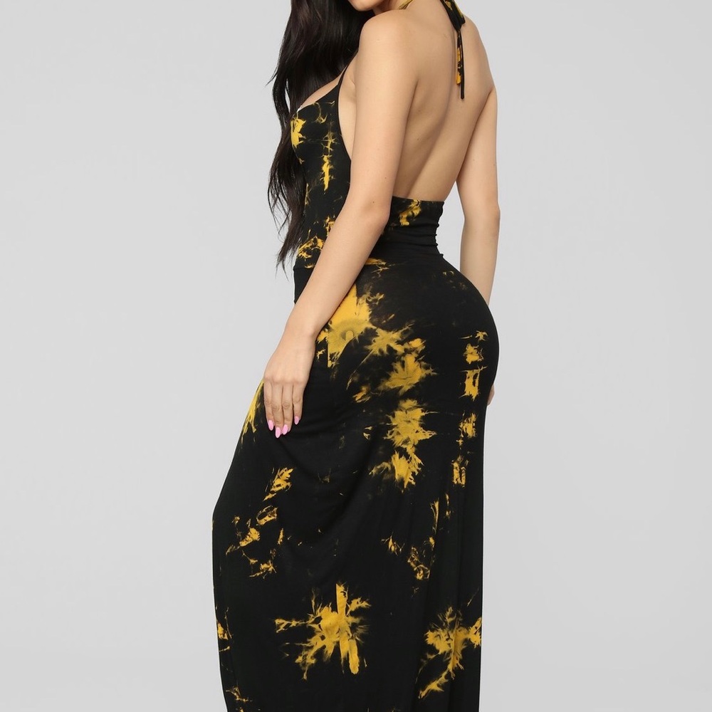 FASHION NOVA Halter Dress